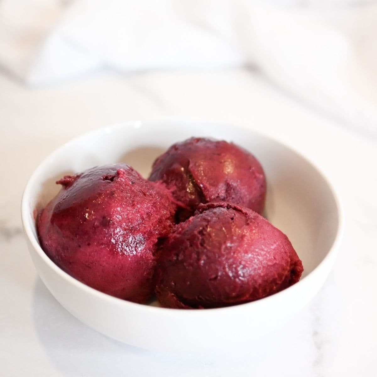 Ninja Creami Blueberry Sorbet-Only 149 Calories for the whole pint!