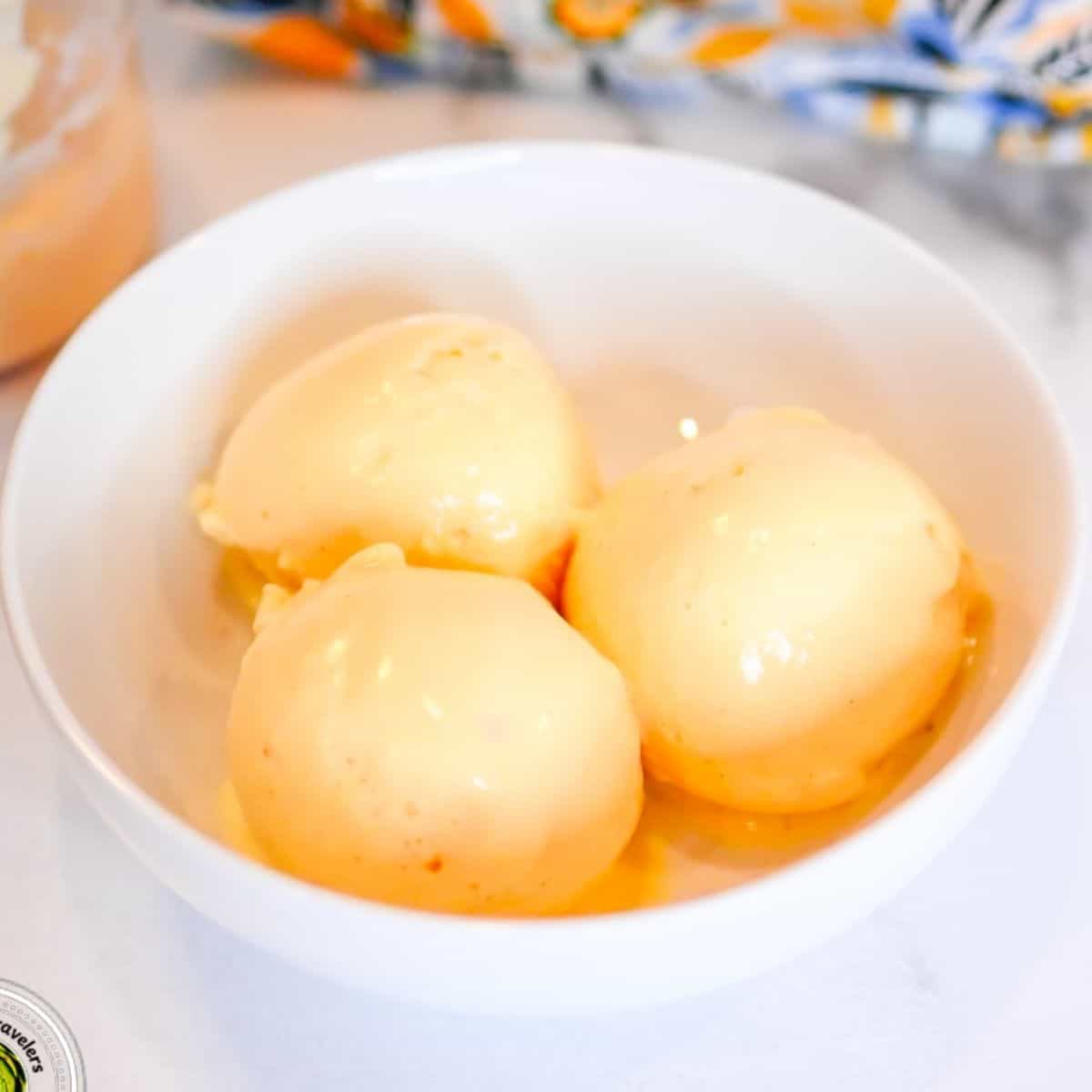 Ninja Creami Low Calorie Peach Frozen Yogurt