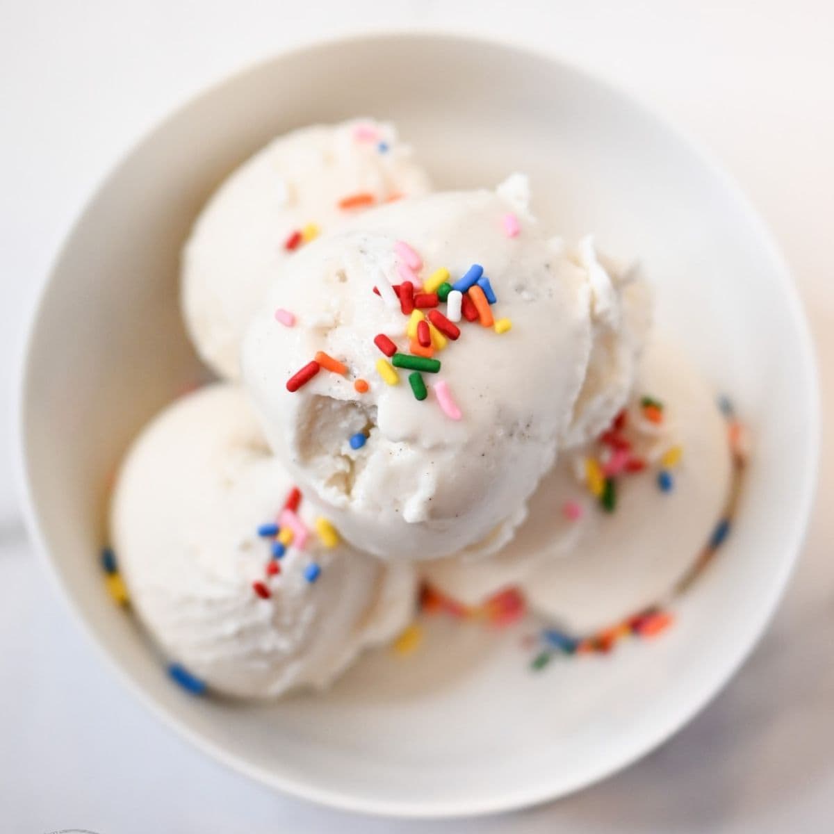 Ninja Creami Low Calorie Vanilla Frozen Yogurt